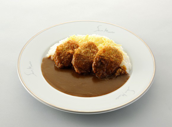 ヘレカツカレー（チーズ添え）